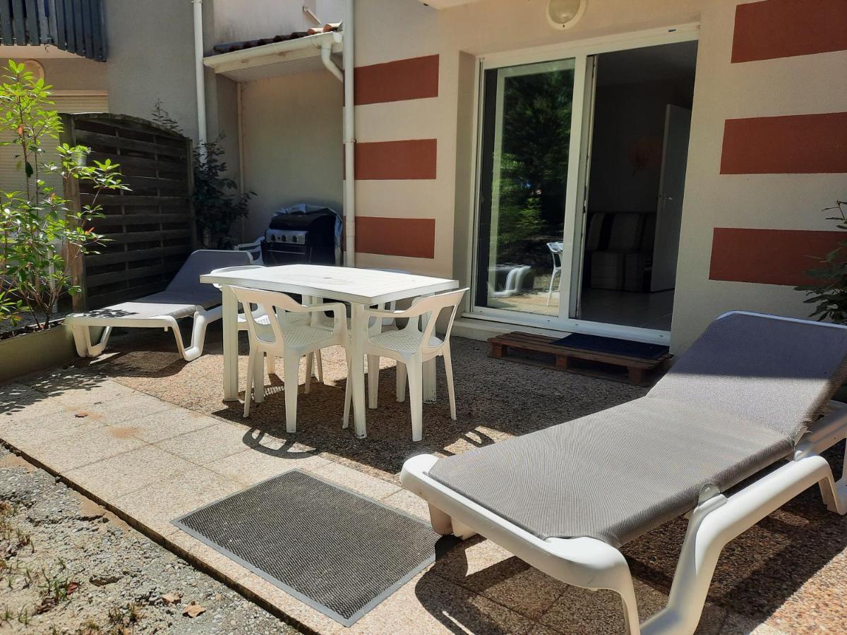 Belle Maisonnette Dans Residence Avec Piscine 滨海苏拉克 外观 照片